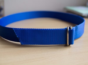 Ошейник для КРС маркировочный синий с кольцевой застежкой, длина 130 см. 2 кольца.
